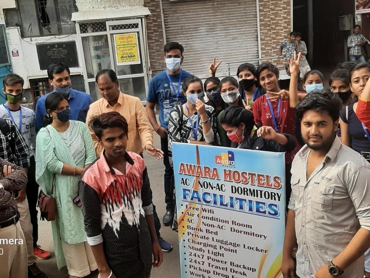 Awara Hostels & Dormitory Lucknow Dış mekan fotoğraf
