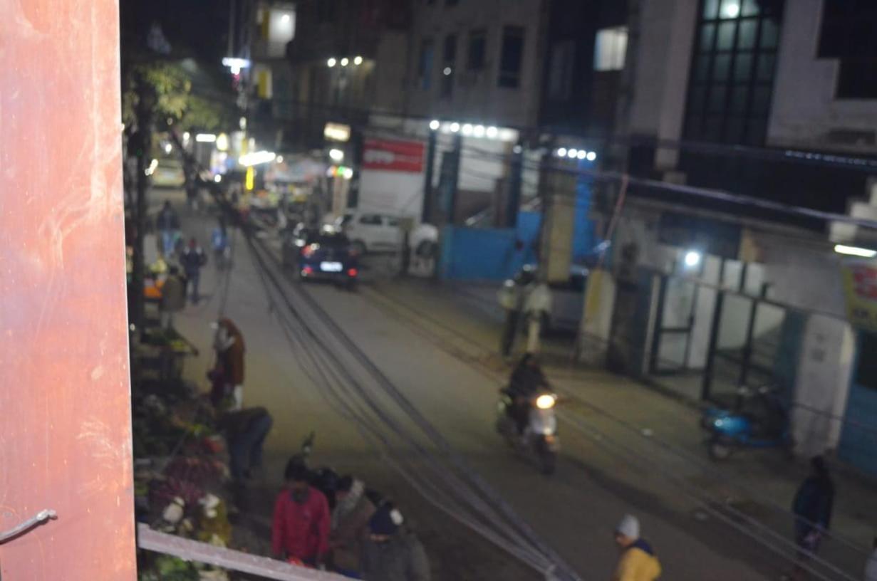 Awara Hostels & Dormitory Lucknow Dış mekan fotoğraf
